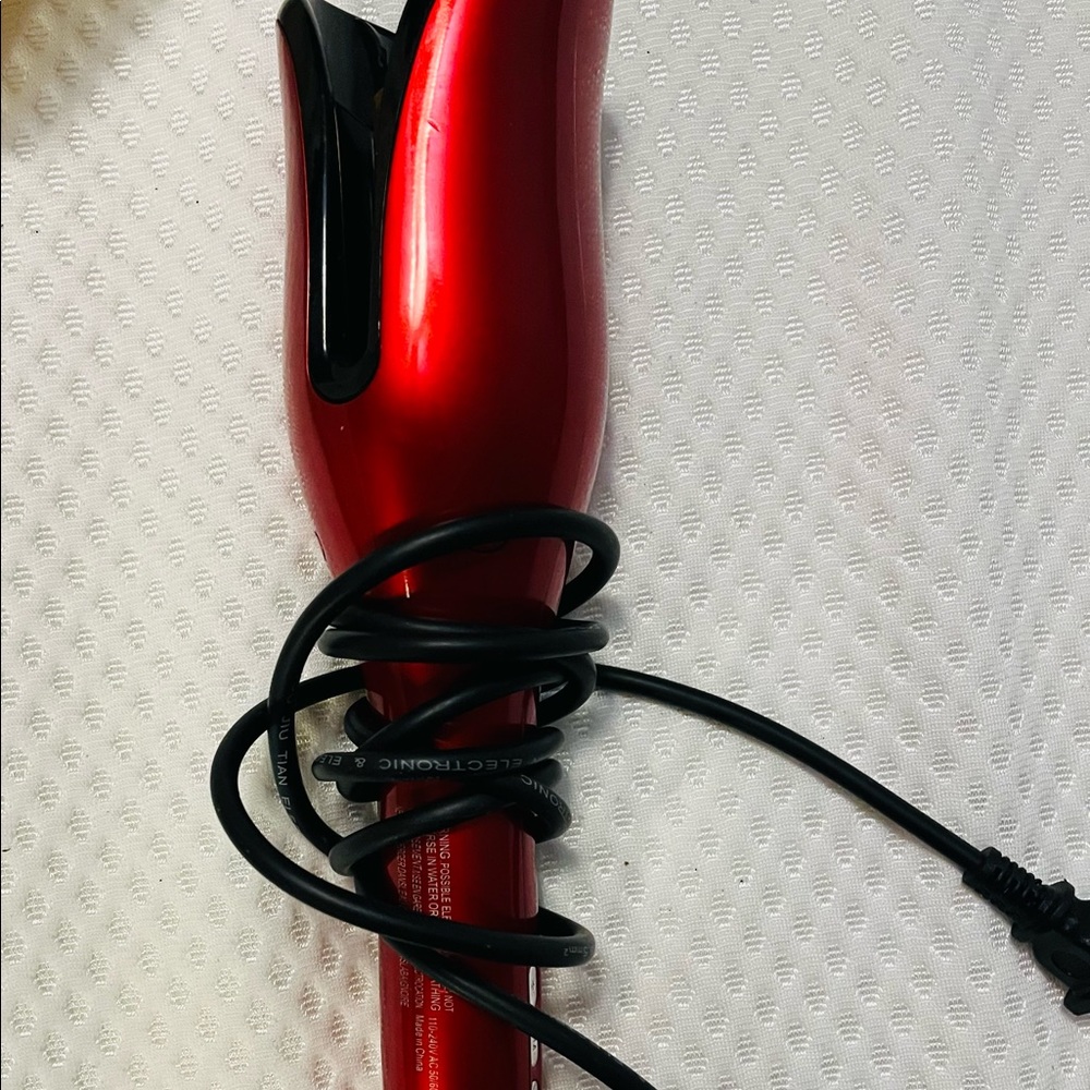 Umate curl iron new
